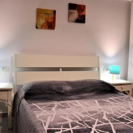 Oceanview Cristianos Apartament